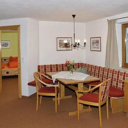 Appartementhaus St. Martin Seefeld in Tirol Room photo